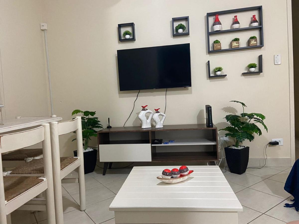 Apartamento Encantador No Guaruja, Praia Da Enseada - Apenas 600M Da Praia ! Kültér fotó