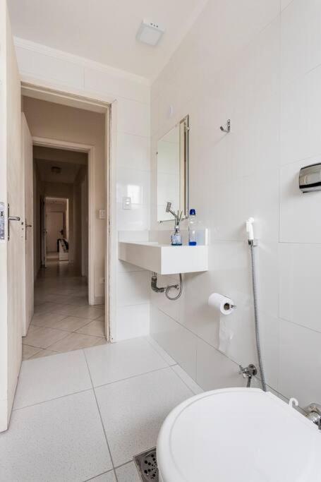 Apartamento Encantador No Guaruja, Praia Da Enseada - Apenas 600M Da Praia ! Kültér fotó